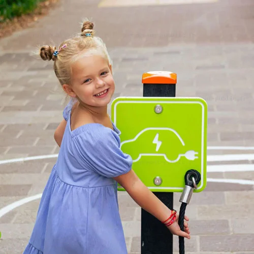 Panneau de circulation Borne de recharge pour circuits et parcours enfants